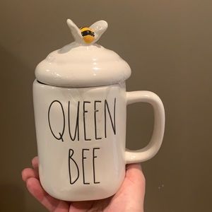 Rae Dunn Queen Bee 🐝 Brand new
